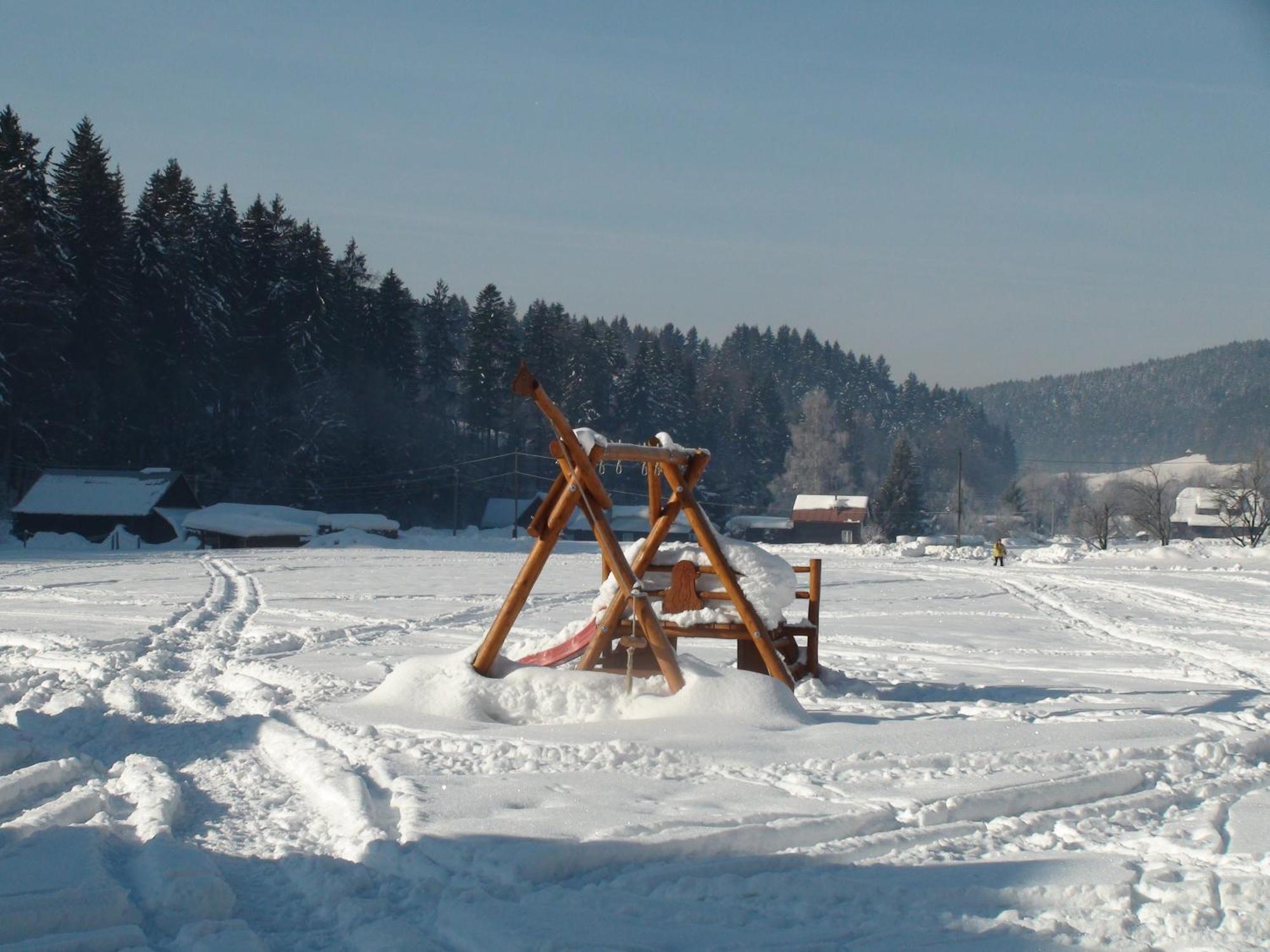 Valassky Dvur Velké Karlovice Buitenkant foto